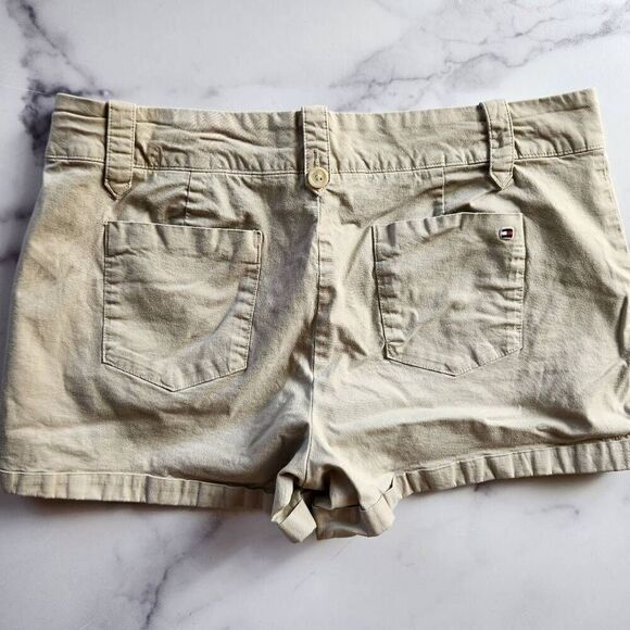 Tommy Hilfiger khaki tan beige hot pants shorts Y2K 34 in waist size 6-8 womens - Picture 4 of 4